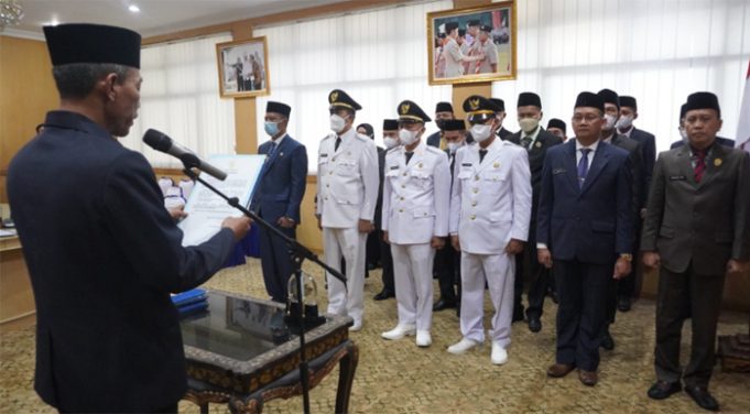 Wabup OKI Lantik Dua JPT dan Belasan Pejabat Administrator Hasil Uji Kompetensi