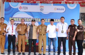 Dinas Perdagangan Palembang Distribusikan 20 Ton Beras Bagi Warga Sako