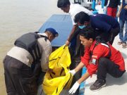Ngapung di Sungai Musi, Sat Polairud Polrestabes Palembang Evakuasi Mayat Mr X