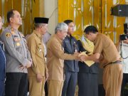 Bupati OKI Bagikan SK Besaran Dana Desa 2023, Ini Prioritas Pemanfaatannya