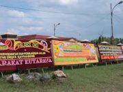 Polres OKI Dibanjiri Puluhan Karangan Bunga, Apresiasi Buka Blokir Jalan Umum