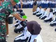 Danramil 402-10/Kayuagung Lantik Anggota Paskibra SMPN 3 Kayuagung