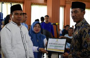 Pejabat dan ASN OKI Salurkan Zakat Lewat Baznas