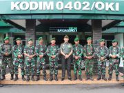 Dandim 0402/OKI Pimpin Upacara Bulanan dan Acara Perpisahan
