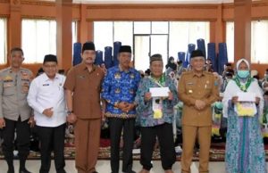 Berangkatkan Ratusan Calon Jemaah Haji, Pesan Bupati OKI: Pelihara Wudhu