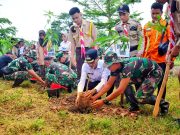 Hari Juang TNI AD, KODIM 0204/OKI Gelar Karya Bakti Penanaman Pohon Bersama
