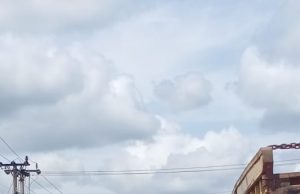 Manfaatkan Sisa Bongkaran Tol Untuk Perbaikan Jalan Rusak