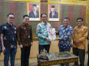 Pemkab OKI Terima 16 Sertifikat Aset Daerah