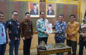 Pemkab OKI Terima 16 Sertifikat Aset Daerah