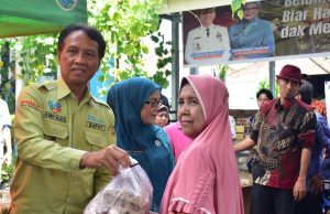 Gencarkan Pasar Murah, Kendalikan Harga