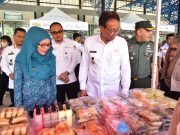 Berburu Takjil di TSE, Bayar Pakai QRIS Dapat Potongan Harga .