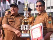 Sekda Muara Enim Berikan Piagam dan Penghargaan Lomba Perpustakaan Tingkat Kabupaten