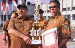 Sekda Muara Enim Berikan Piagam dan Penghargaan Lomba Perpustakaan Tingkat Kabupaten