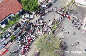 Ratusan Masa dan Partai Pengusung Kawal Paslon JADI Daftar Ke KPU OKI