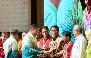 PSR di OKI Terluas di Indonesia, PJ Bupati Terima Anugerah Perkebunan