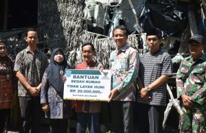 Gubuk Reyot Kakek Amrin Dipugar Baznas OKI