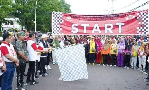 Tingkatkan Partisipasi Ikuti Pilkada 2024, KPU Muara Enim Gelar Jalan Santai dan Senam Bersama