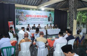 Polres Blitar Kota Sambangi Pondok Pesantren, Pererat Silaturahmi dengan Santri