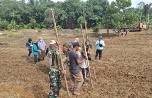 TMMD ke-123 Kodim 0418/Palembang Dukung Ketahanan Pangan dengan Penanaman Padi Gogo