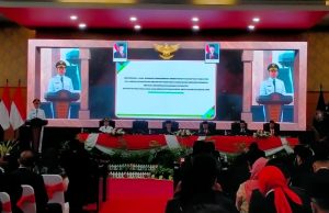 Walikota Blitar Mas Ibin dan Wakil Walikota Elim Tyu Samba Ikuti Serah Terima Jabatan, untuk Memimpin Kota Blitar Periode 2025-2030