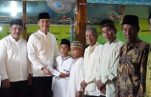 Safari Ramadan Bupati OKI Serap Aspirasi, Berbagi Hingga Beri Layanan Kesehatan Gratis