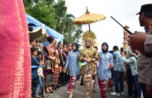 Gubernur Sumsel Apresiasi Pelestarian Budaya Midang Bebuke di OKI