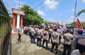 Polres Blitar Amankan Aksi Unjuk Rasa LSM GPI di Kantor DPRD Kabupaten Blitar