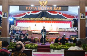 Walikota Blitar Hadir Bersih Desa Kelurahan Bendogerit, Jalin Kerukunan,Kebersamaan Dan Semangat Kegotongroyongan