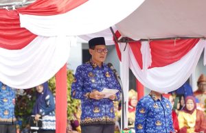 Bupati Muara Enim Edison pimpin upacara Hardiknas 2025
