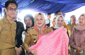 Diikuti 65 Pengrajin Muda, Wabup Muara Enim buka Pelatihan motif tenun songket