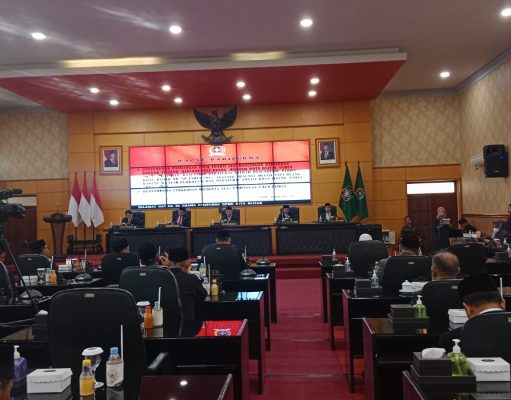 Rapat Paripurna DPRD Kota Blitar Membahas PU Fraksi-Fraksi Terkait Tata Ruang 2025–2045 dan Pencabutan Perda 10/2017