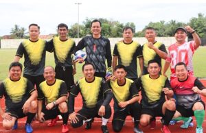 Bupati Jadi Kiper, Pemkab Muara Enim Bungkam KONI Muara Enim FC Dengan Skor 1-0