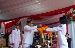 Upacara Penurunan Bendera HUT ke-80 RI di OKI Berlangsung Khidmat