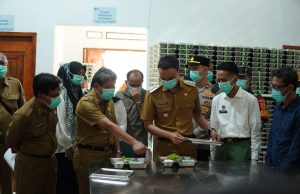 Muchendi Tinjau Dapur dan Sekolah, Pastikan Program MBG Berjalan Optimal