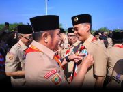 Bupati OKI Muchendi Terima Lencana Panca Warsa III dari Gubernur Sumsel