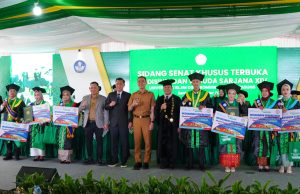 UNISKI Kukuhkan 134 Wisudawan, Bupati Muchendi: Lulusan Harus Jadi Agen Pembangunan Daerah