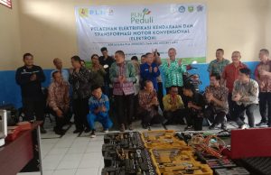 PLN Gandeng SMKN 3 OKU Gelar Pelatihan Konversi Motor Listrik Pertama di OKU Raya