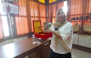 Tikar Purun Pedamaran: Warisan Budaya yang Menjadi Peluang Emas Ekonomi Kreatif di OKI