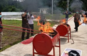 Kejari OKU Musnahkan Barang Bukti 58 Perkara, Tegaskan Komitmen Penegakan Hukum Tanpa Kompromi