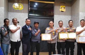 Polres OKU Selatan Raih Penghargaan dari PJS atas Dedikasi Jaga Kamtibmas dan Perangi Hoaks