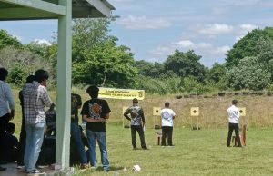 Asah Profesionalisme, Personel Polsek Muara Kuang Ikuti Ujian Menembak Polres Ogan Ilir