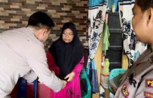 Kapolres Binjai AKBP Bambang C. Utomo Takziah ke Rumah Duka Anggota Polres Binjai yang Wafat