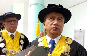 Unsri Lahirkan 899 Lulusan Baru: Rektor Taufiq Marwa Ajak Wisudawan Jadi Agen Perubahan dan Pengabdi Bangsa