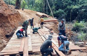 TMMD ke-126 Kodim 0106/Aceh Tengah Genjot Pembangunan Jembatan Penghubung di Desa Kute Keramil, Progres Capai 50 Persen