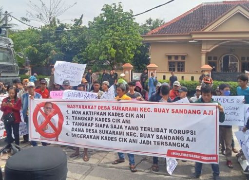 Warga Sukarami Desak Kejari OKU Selatan Usut Dugaan Korupsi Dana Desa: Tuntut Kepala Desa Jadi Tersangka
