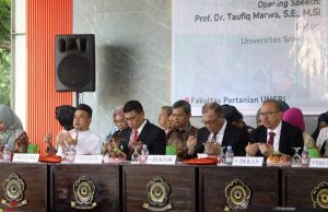 Bupati Muratara Jadi Orator Ilmiah di Dies Natalis Fakultas Pertanian Unsri, Dorong Sinergi Triple Helix Menuju Indonesia Emas 2045