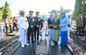 Ziarah Nasional di TMP Ksatria Ksetra Siguntang: TNI Sumsel Kenang Jasa Pahlawan di HUT ke-80