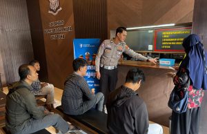 Melalui Program “Polantas Menyapa” Satlantas Polres Kota Blitar Layani sepenuh hati