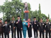 Bupati Pimpin Upacara Hari Pahlawan, Serahkan Tali Asih dan Tabur Bunga di TMP