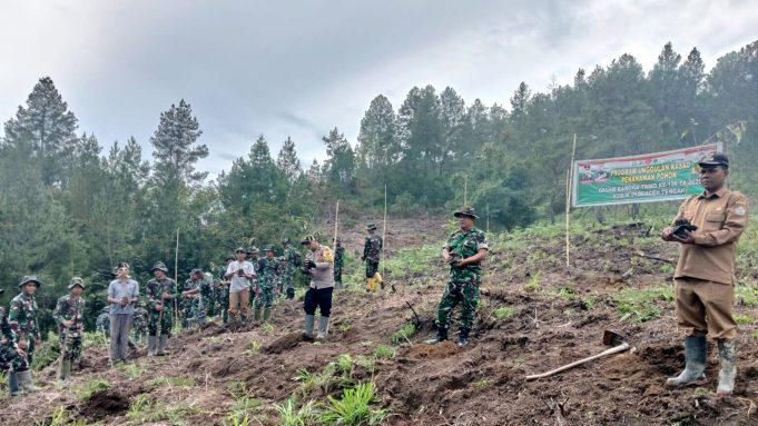 TMMD ke-126 Aceh Tengah: TNI Bersama Forkopimcam Bintang Tanam Pohon, Wujud Nyata Peduli Lingkungan